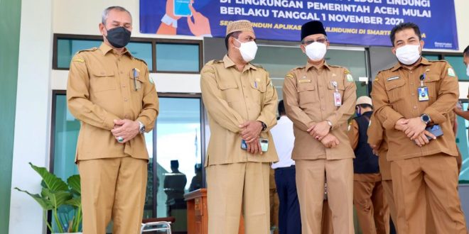Pemerintah Aceh Pantau Penerapan Aplikasi PeduliLindungi di SKPA