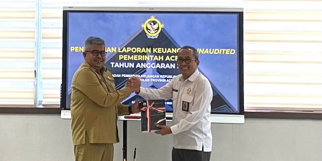 Sekda Serahkan Laporan Keuangan Pemerintah Aceh Tahun 2022 kepada BPK RI