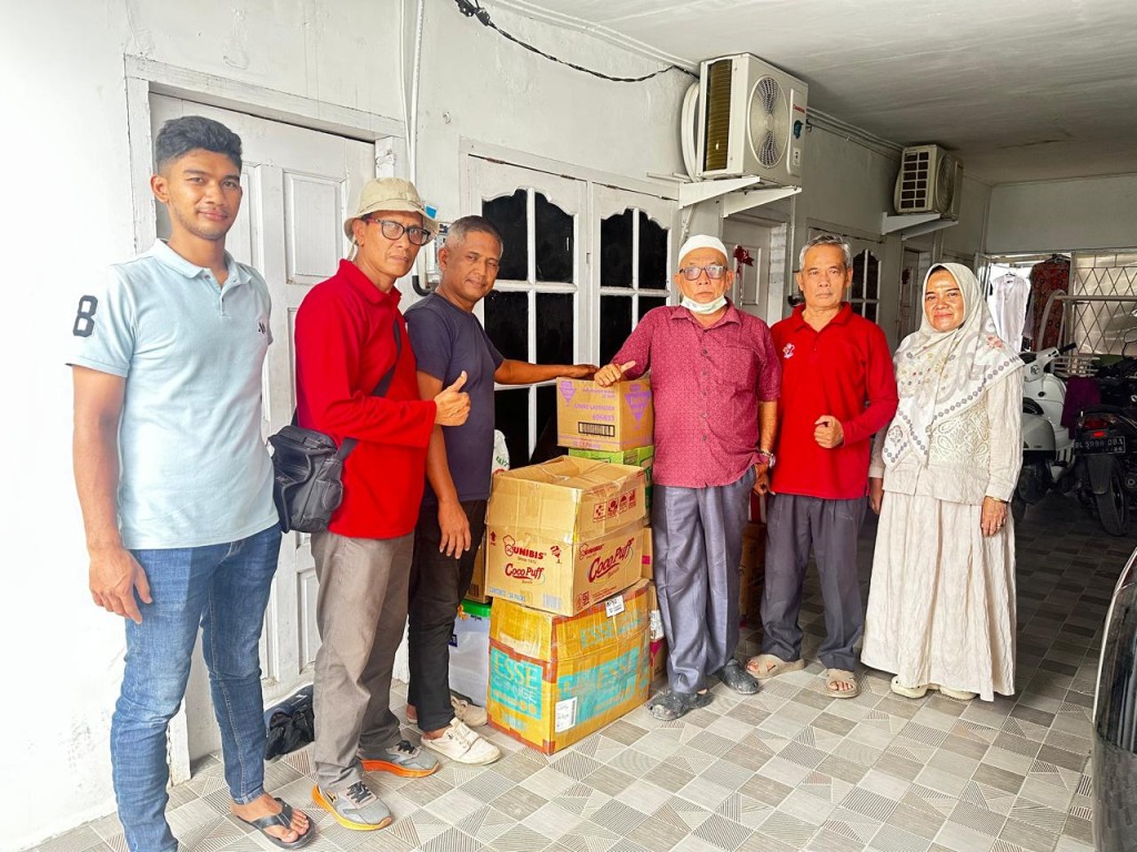  Wujudkan Kepedulian, Biro Hukum Setda Aceh Salurkan Bantuan bagi Korban Banjir Bandang di Lokop